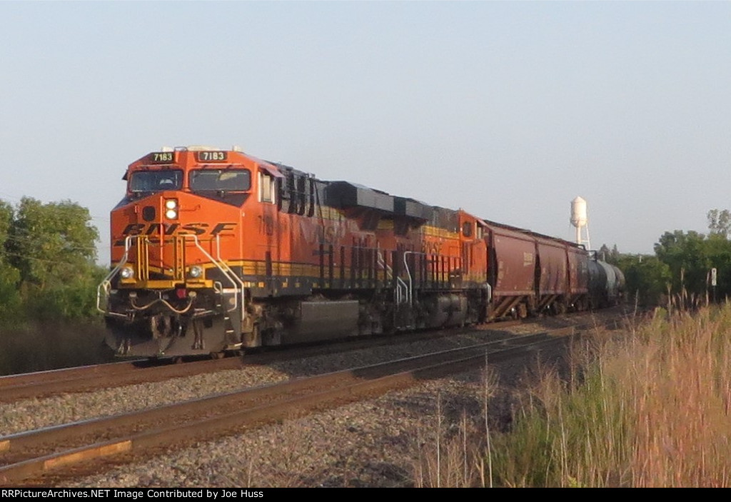 BNSF 7183 East